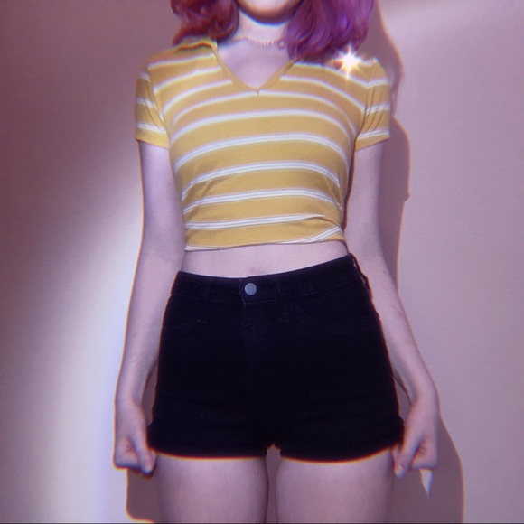 yellow white striped v neck collared crop top - Picture 1 of 3